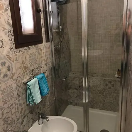 Omodei Apartamento *